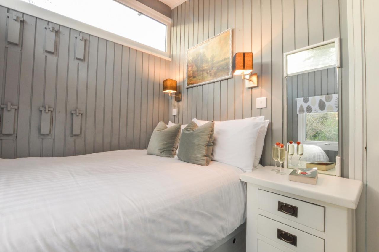 Loch Aweside Forest Cabins Dalavich Ngoại thất bức ảnh