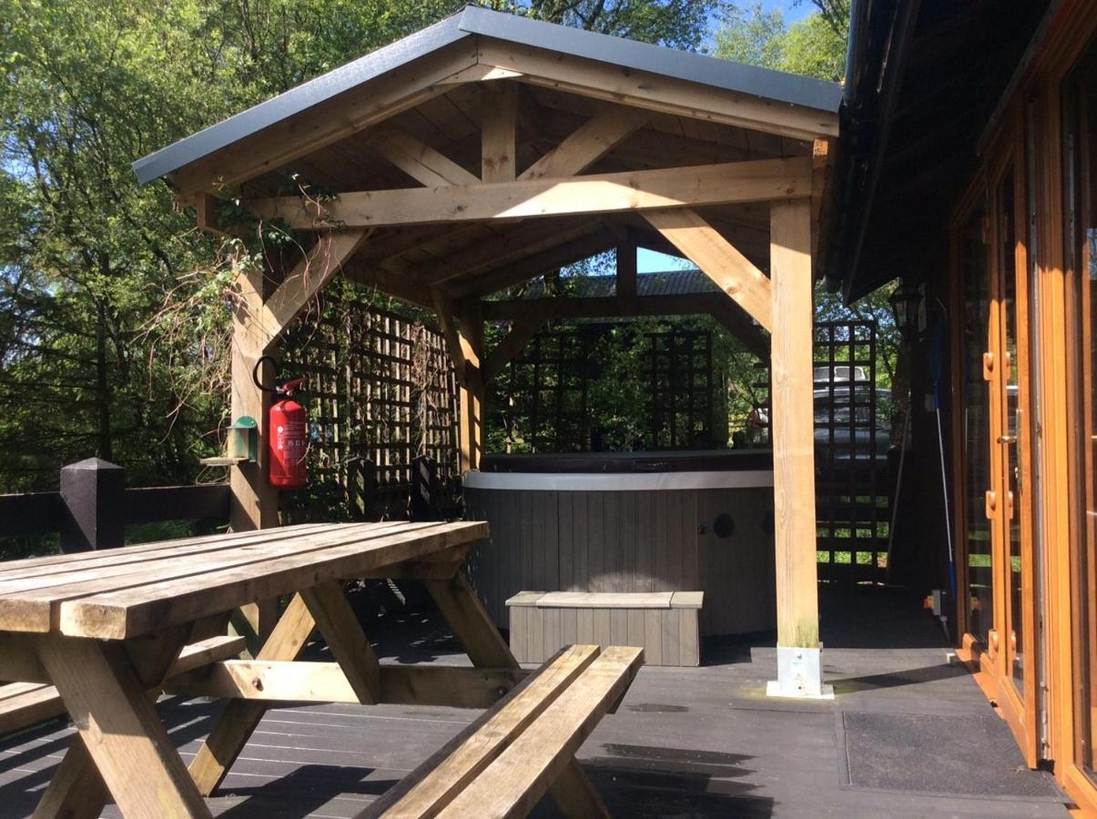 Loch Aweside Forest Cabins Dalavich Ngoại thất bức ảnh